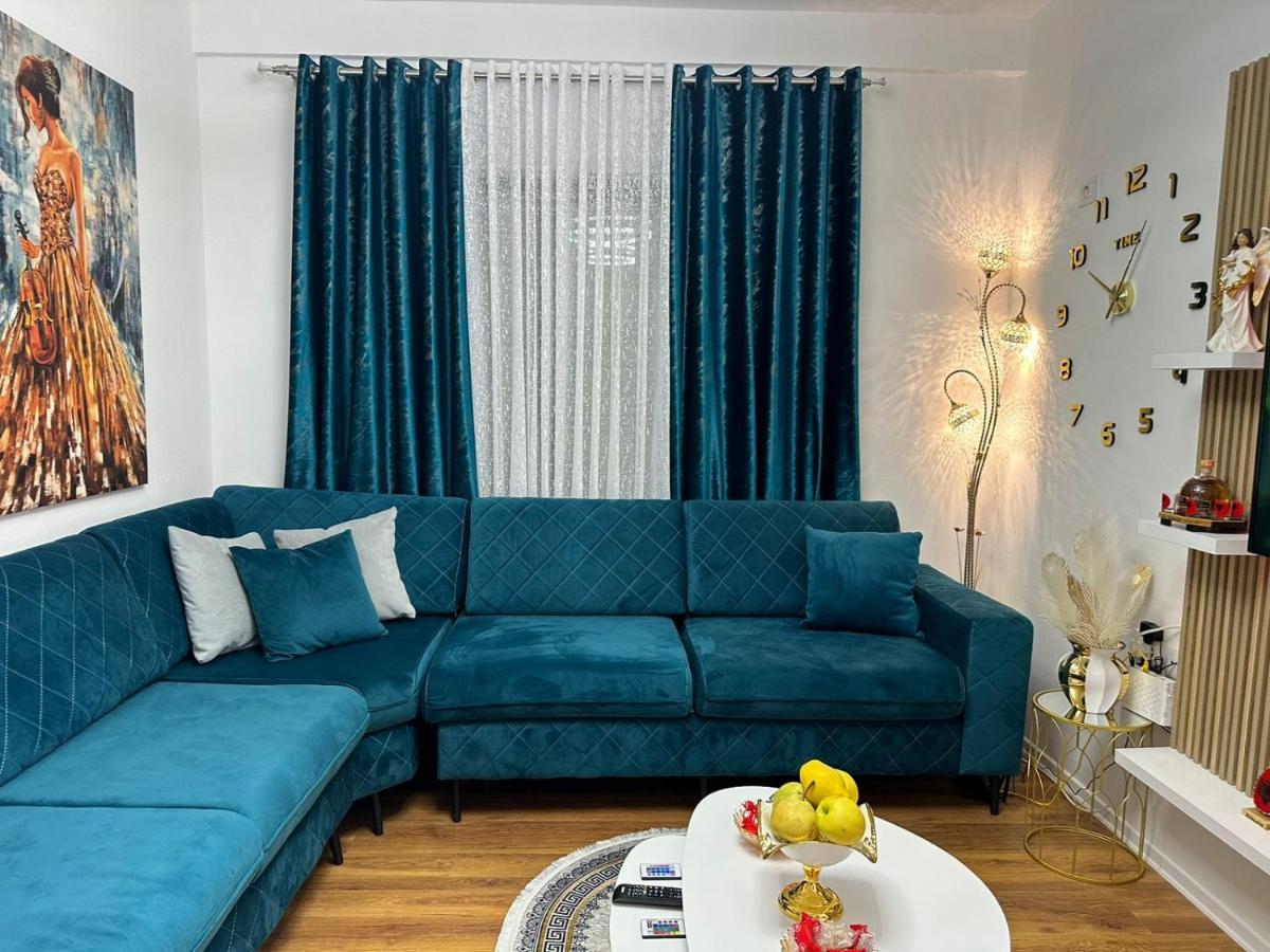 Cosy 2br Near Airport - Self Check-in 24hr * Tirana