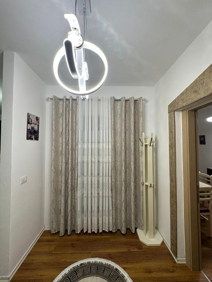 Cosy 2br Near Airport - Self Check-in 24hr Tirana